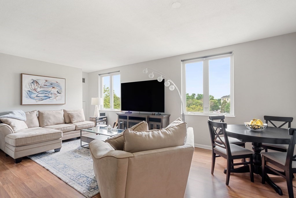 2 bed, 2 bath apartment for rent at 100 Marina Dr Unit 322, Quincy — photo 8 of 19