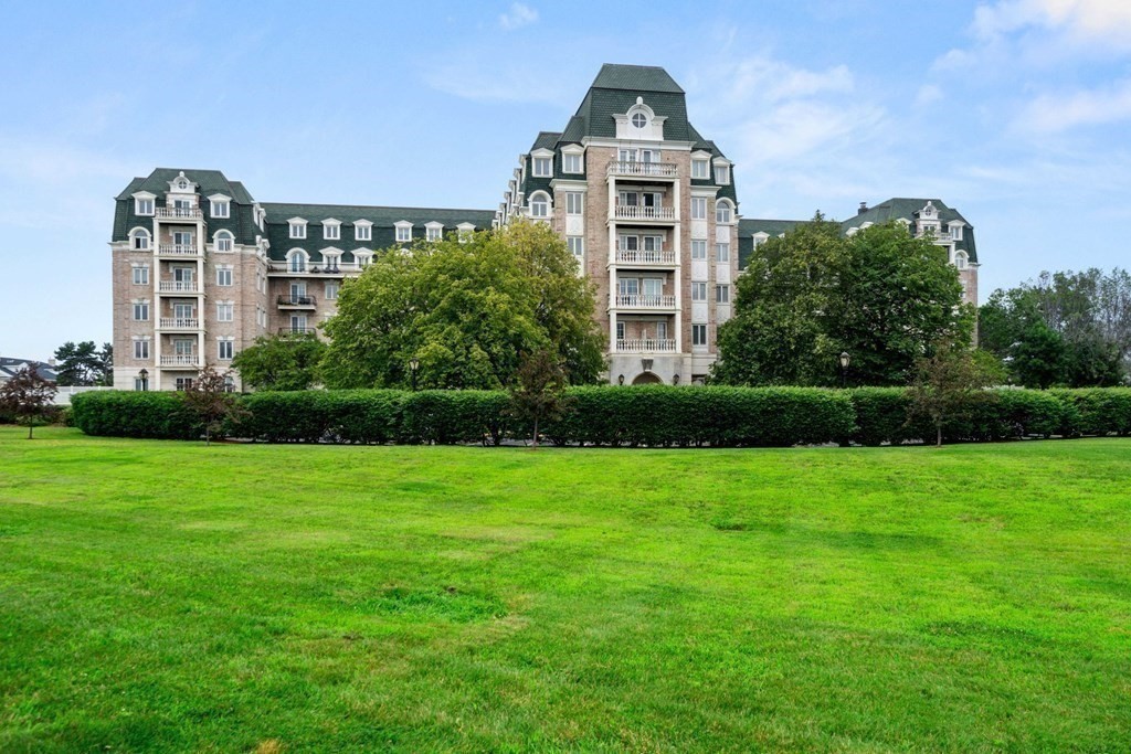 2 bed, 2 bath apartment for rent at 100 Marina Dr Unit 322, Quincy