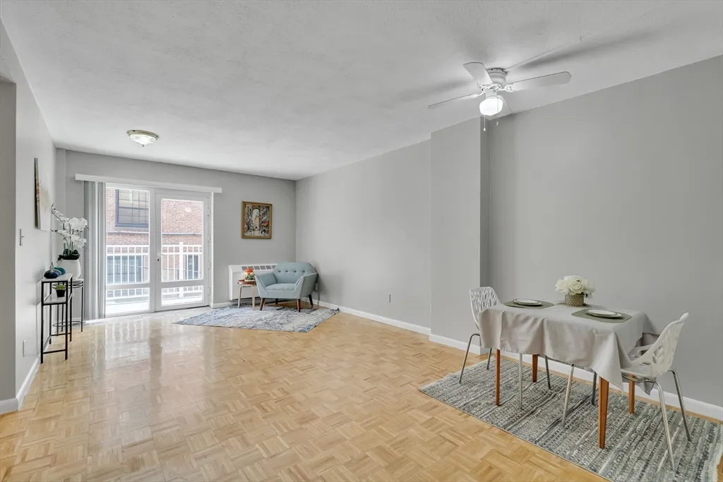 1 bed, 1 bath apartment for rent at 100 Marion St Unit 11, Griggs Park — photo 2 of 12