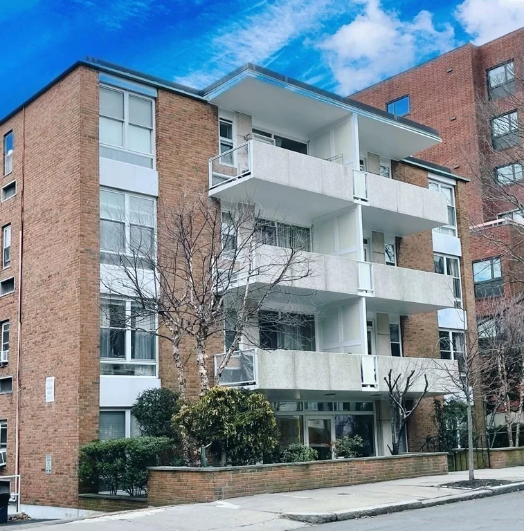 2 bed, 1 bath apartment for rent at 100 Marion St Unit 18, Coolidge Corner