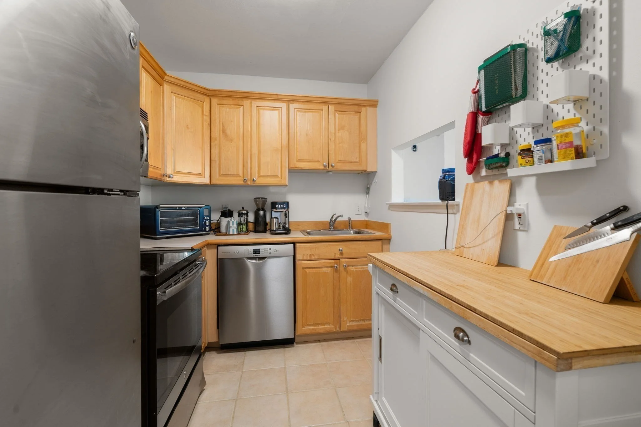 2 bed, 1 bath apartment for rent at 100 Marion St Unit 47, Coolidge Corner — photo 9 of 20