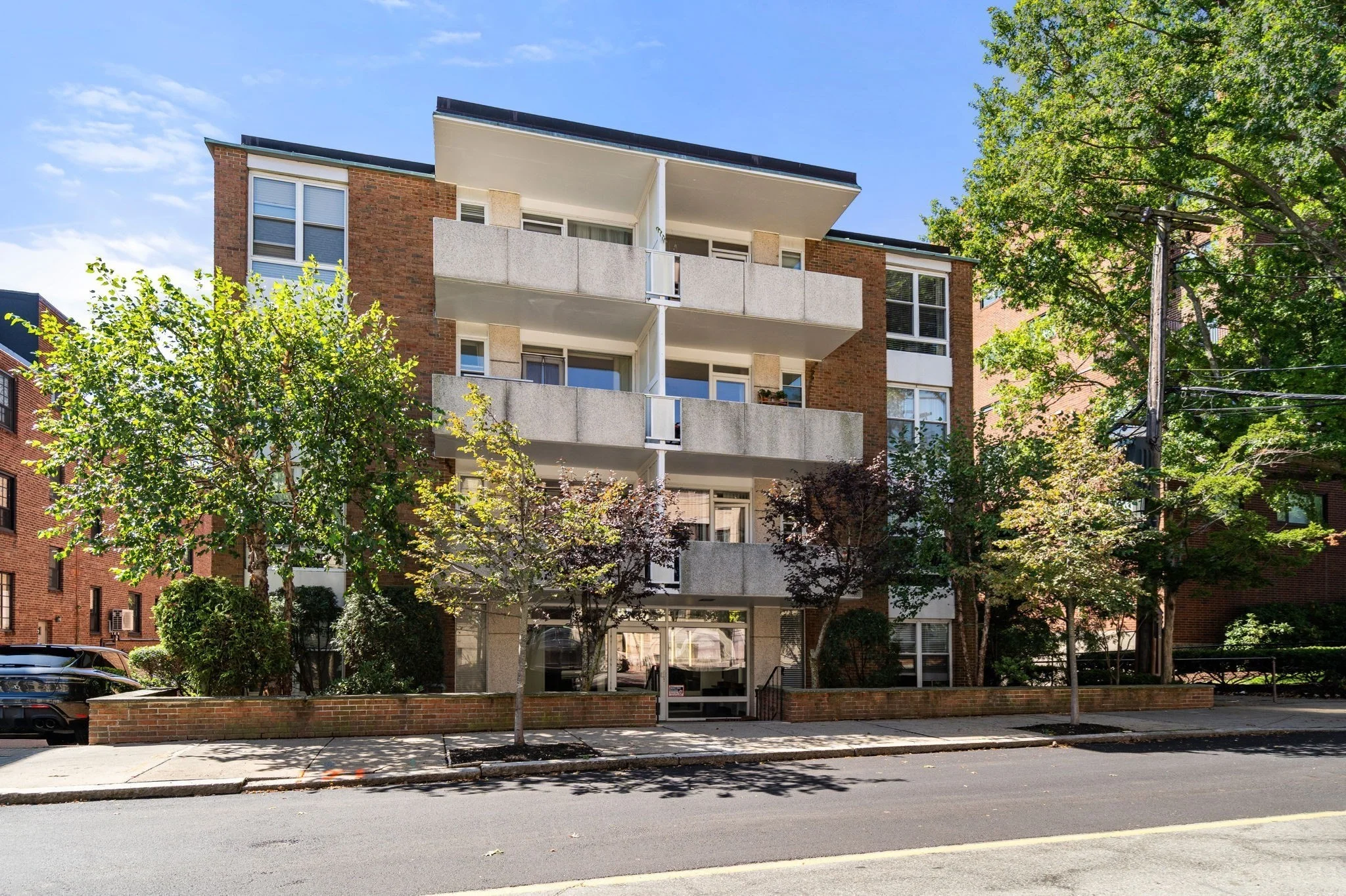 2 bed, 1 bath apartment for rent at 100 Marion St Unit 47, Coolidge Corner — photo 2 of 20