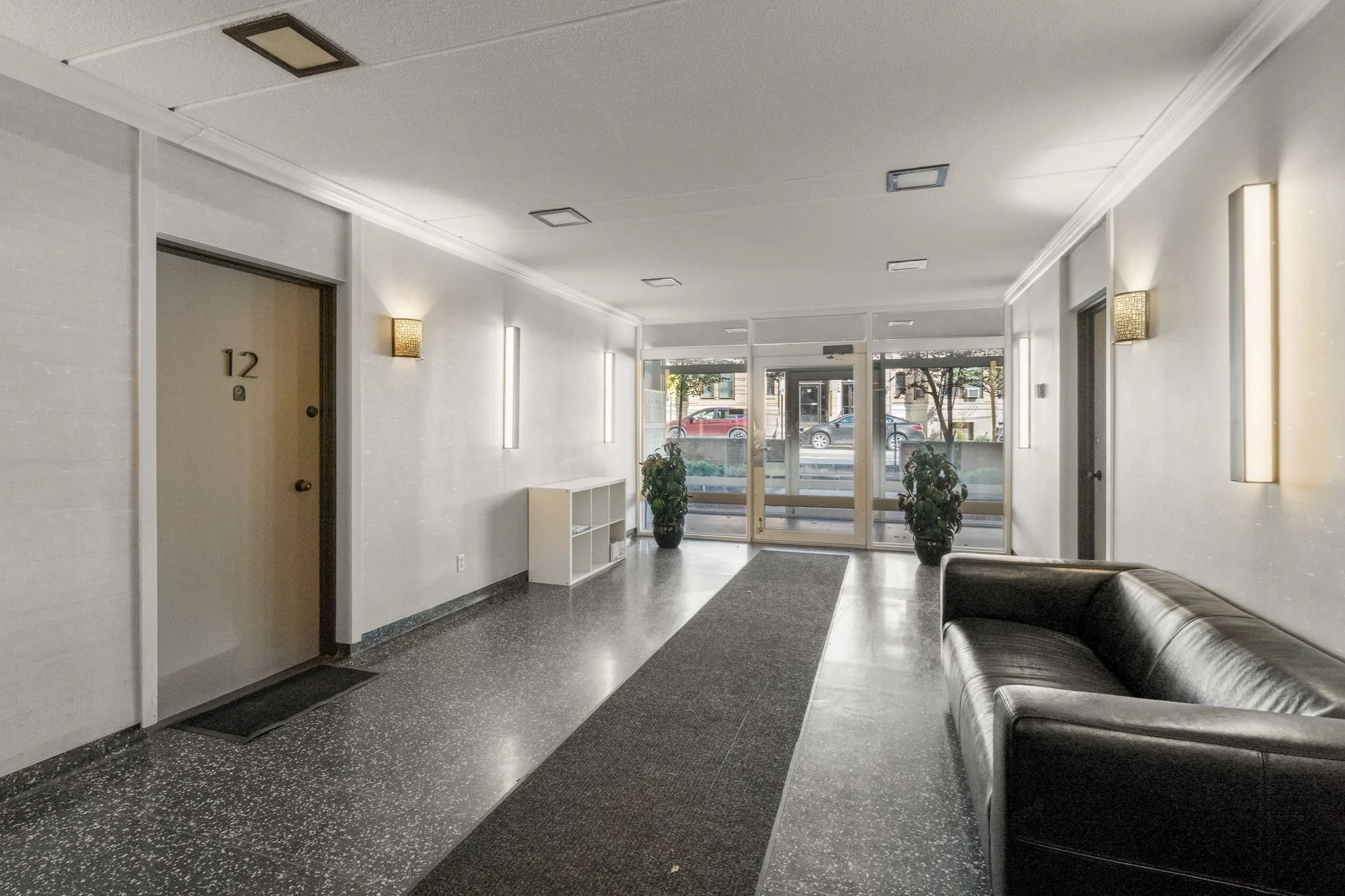 2 bed, 1 bath apartment for rent at 100 Marion St Unit 47, Coolidge Corner — photo 3 of 20