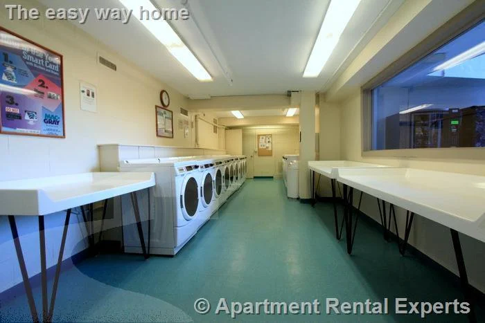 1 bed, 1 bath apartment for rent at 100 Memorial Dr Unit 2-2C, Kendall Square — photo 3 of 8