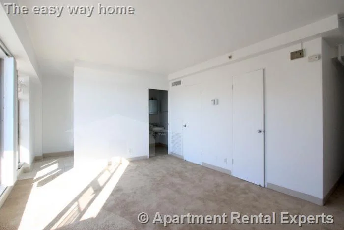 Studio bed, 1 bath apartment for rent at 100 Memorial Dr Unit 5-23C, Kendall Square — photo 6 of 9