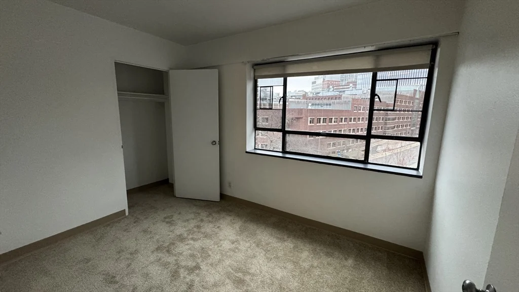 3 bed, 2 bath apartment for rent at 100 Memorial Dr Unit 0503A, Kendall Square — photo 5 of 8
