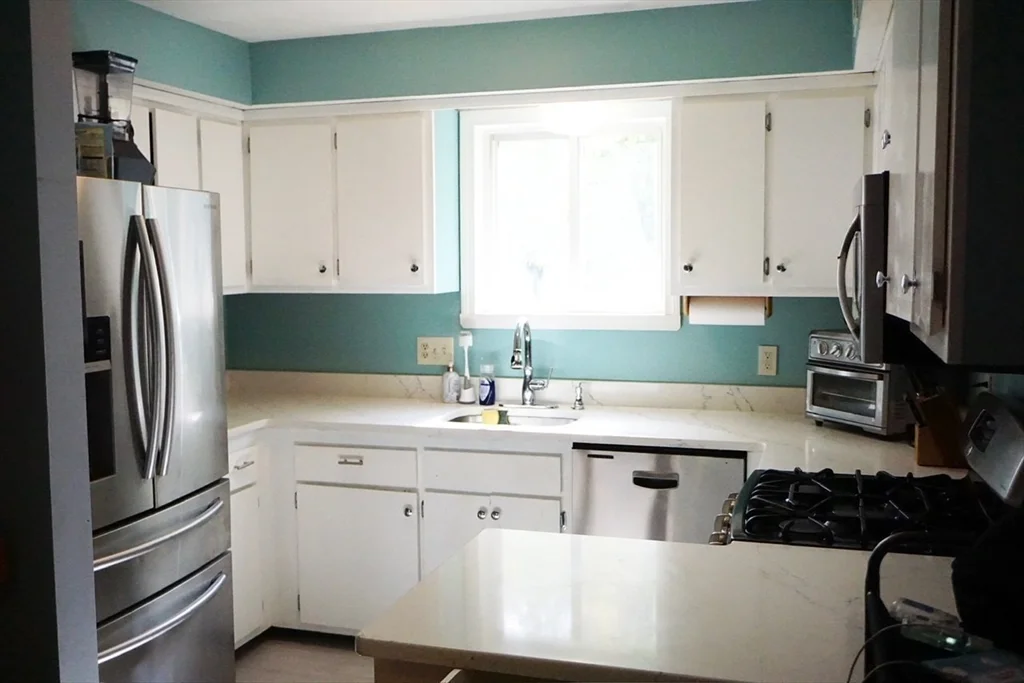 2 bed, 1 bath apartment for rent at 100 Merrimack Ave Unit 125, Dracut — photo 16 of 32