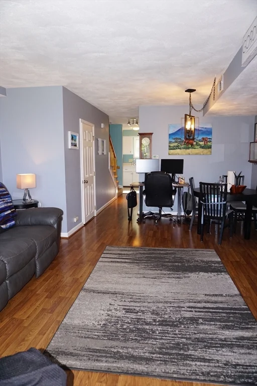 2 bed, 1 bath apartment for rent at 100 Merrimack Ave Unit 125, Dracut — photo 8 of 32