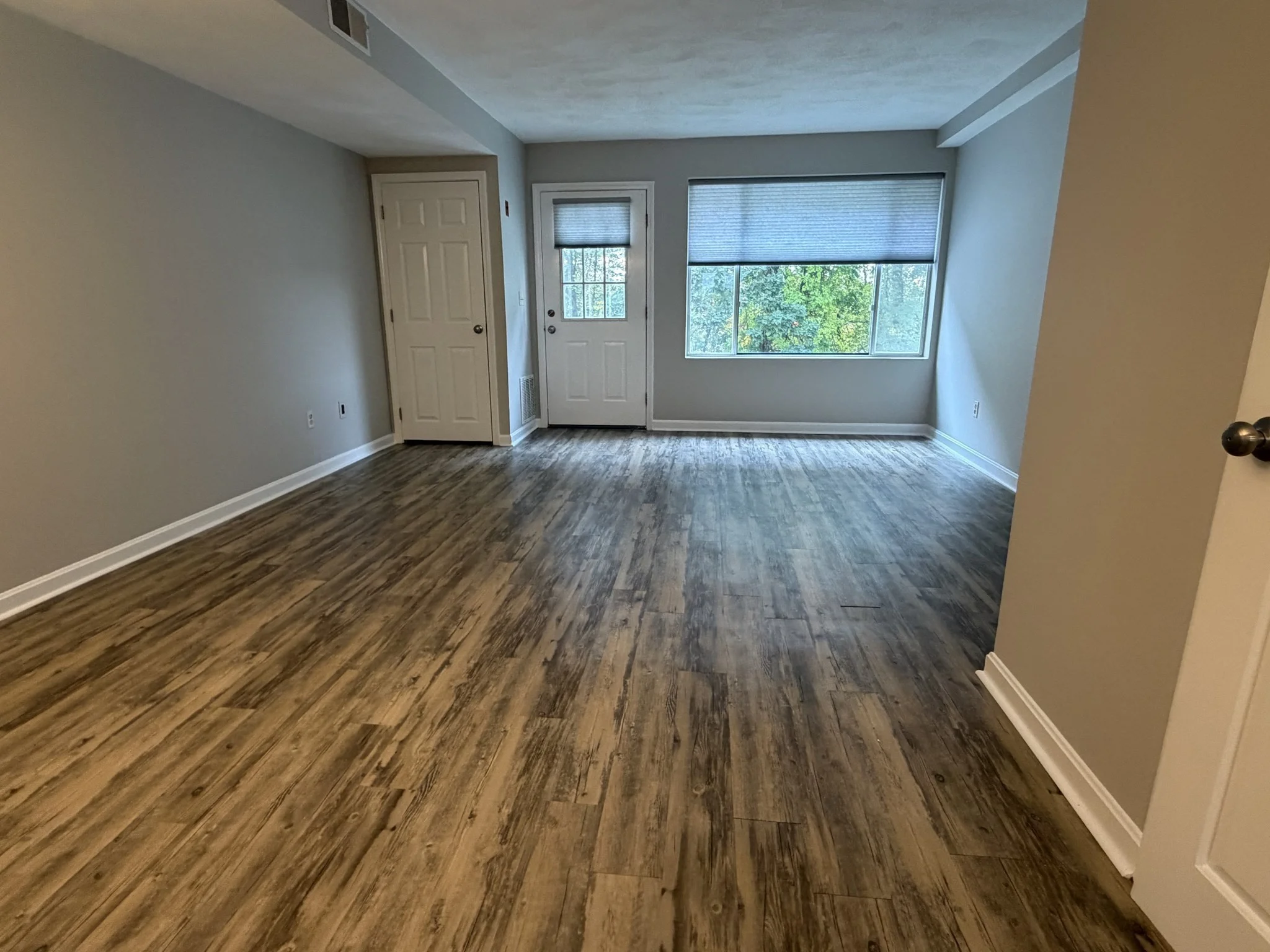 2 bed, 1 bath apartment for rent at 100 Merrimack Ave Unit 53, Dracut — photo 6 of 18