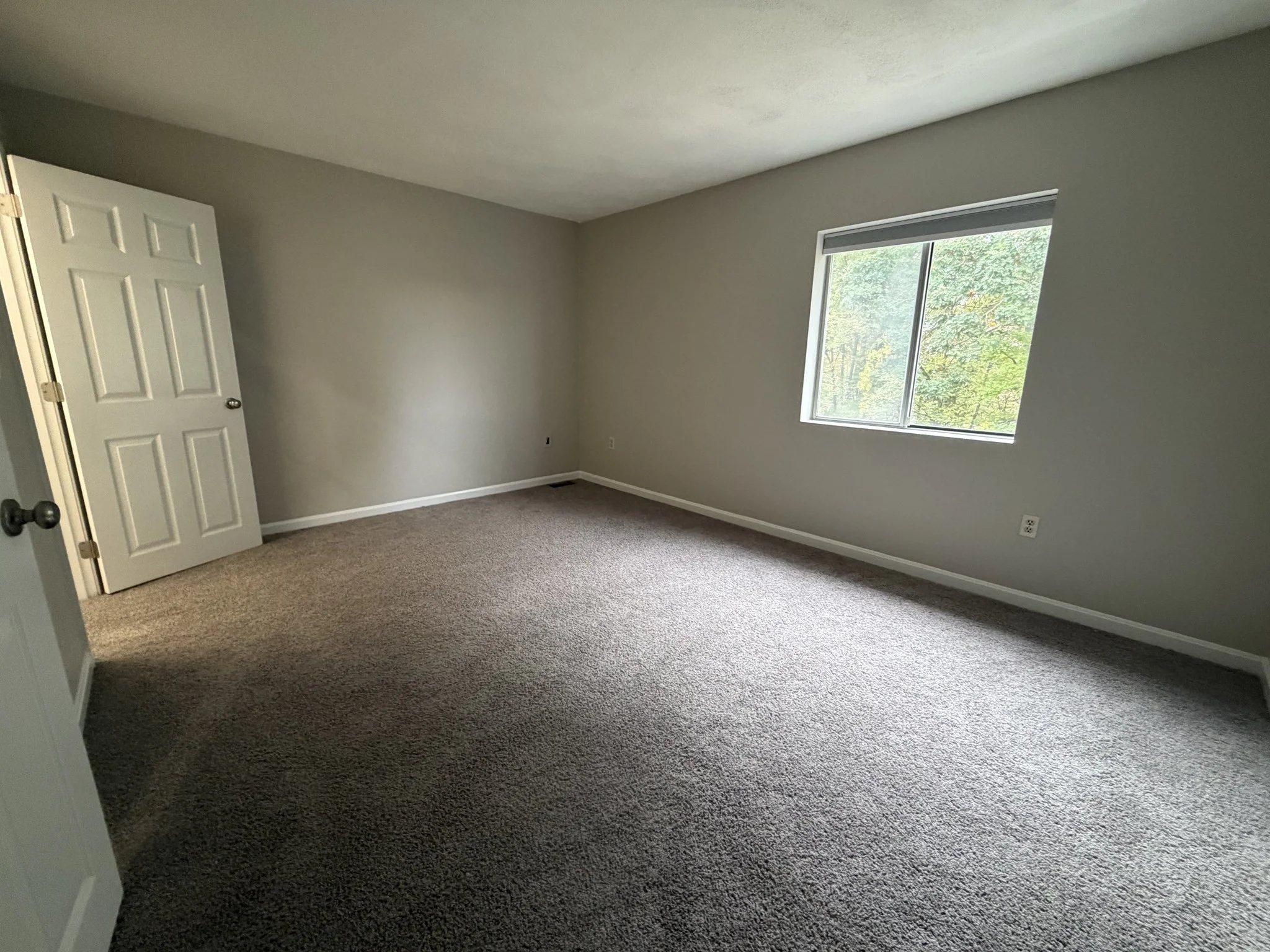 2 bed, 1 bath apartment for rent at 100 Merrimack Ave Unit 53, Dracut — photo 16 of 18