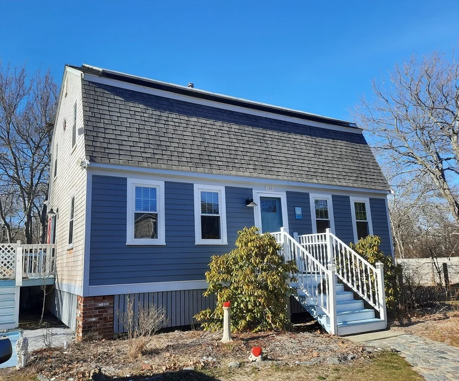 3 bed, 1 bath apartment for rent at 100 Monitor Rd Unit 100, Marshfield