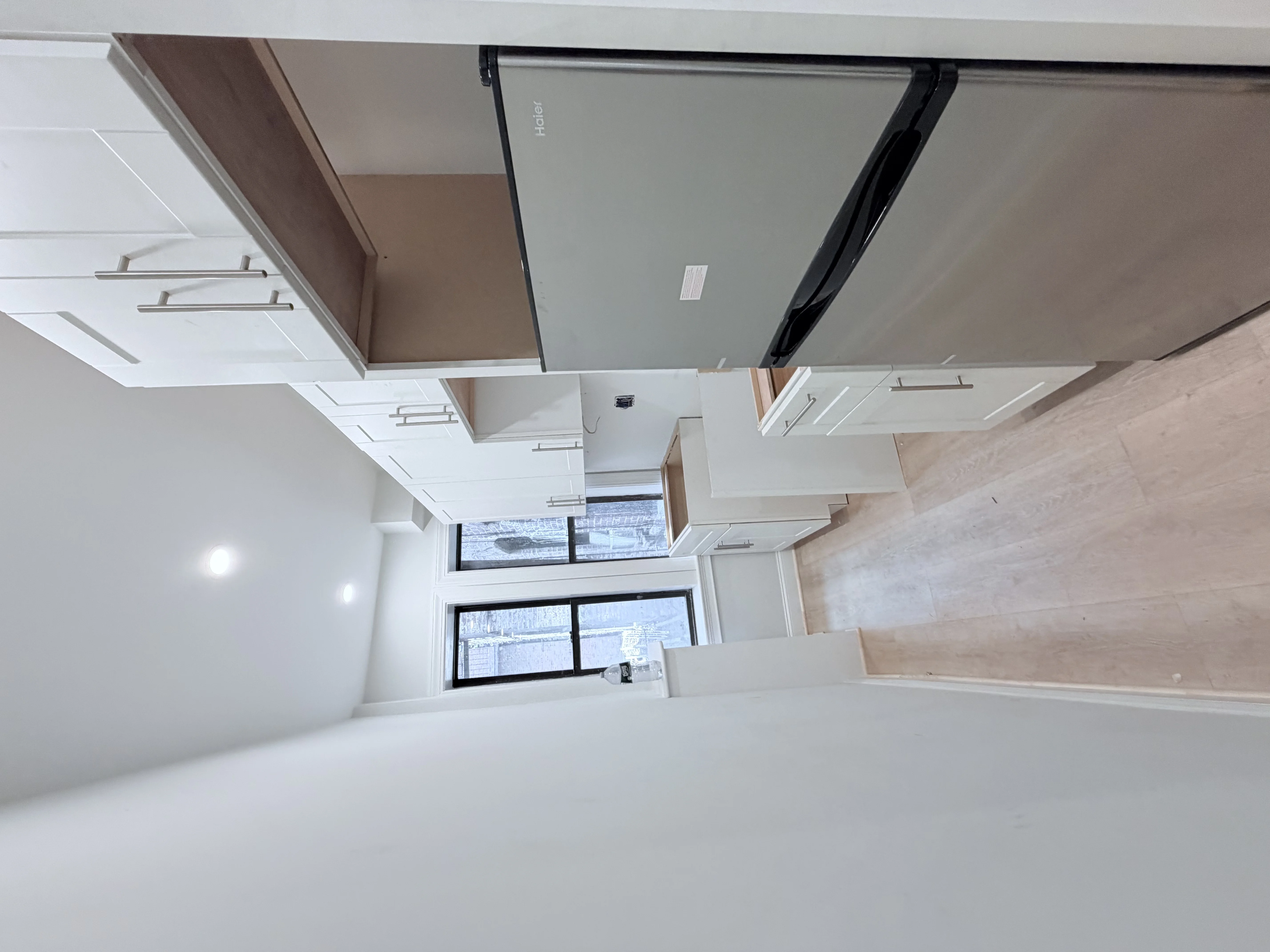 Studio bed, 1 bath apartment for rent at 100 Myrtle St Unit 1, Beacon Hill — photo 6 of 7