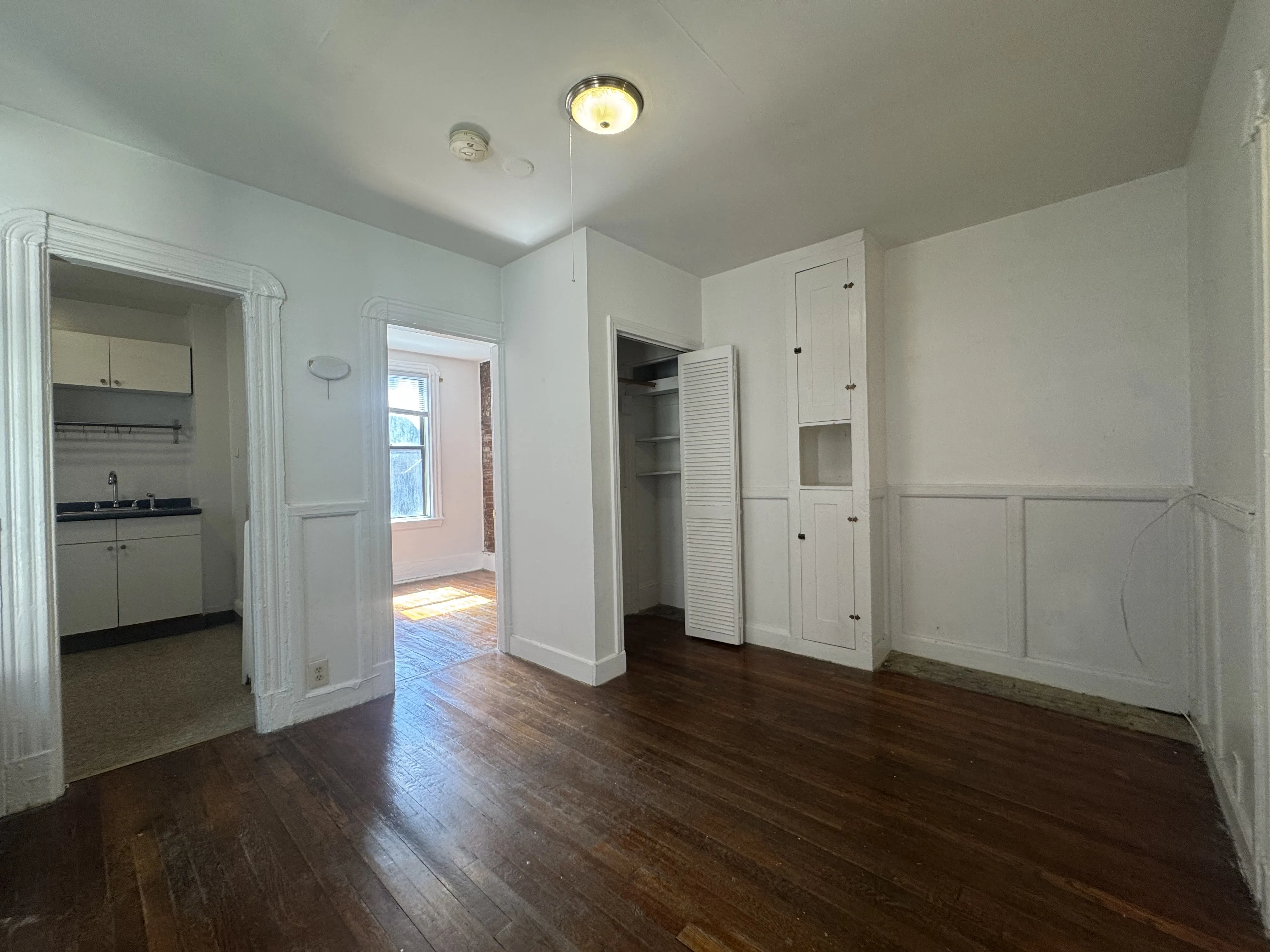 1 bed, 1 bath apartment for rent at 100 Myrtle St Unit 6, Beacon Hill — photo 2 of 10