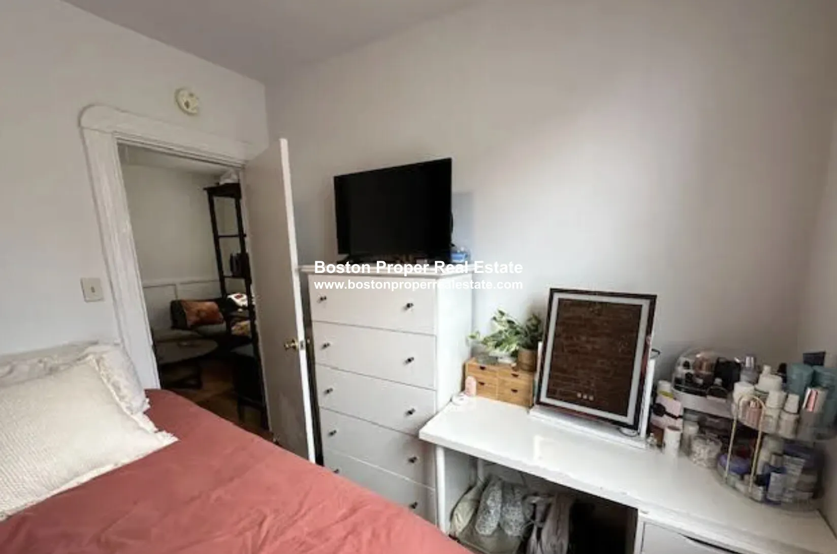 1 bed, 1 bath apartment for rent at 100 Myrtle St Unit 6, Beacon Hill — photo 7 of 10
