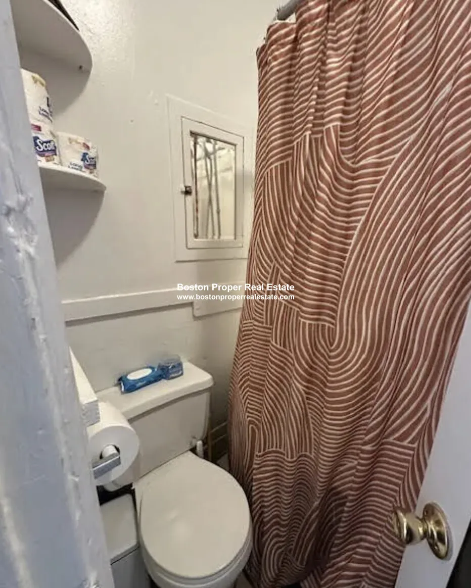 1 bed, 1 bath apartment for rent at 100 Myrtle St Unit 6, Beacon Hill — photo 8 of 10
