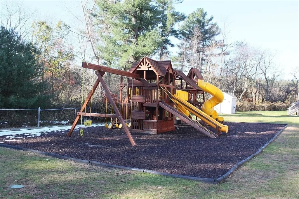2 bed, 1 bath apartment for rent at `100 Nutting Rd Unit B5, Westford — photo 13 of 16