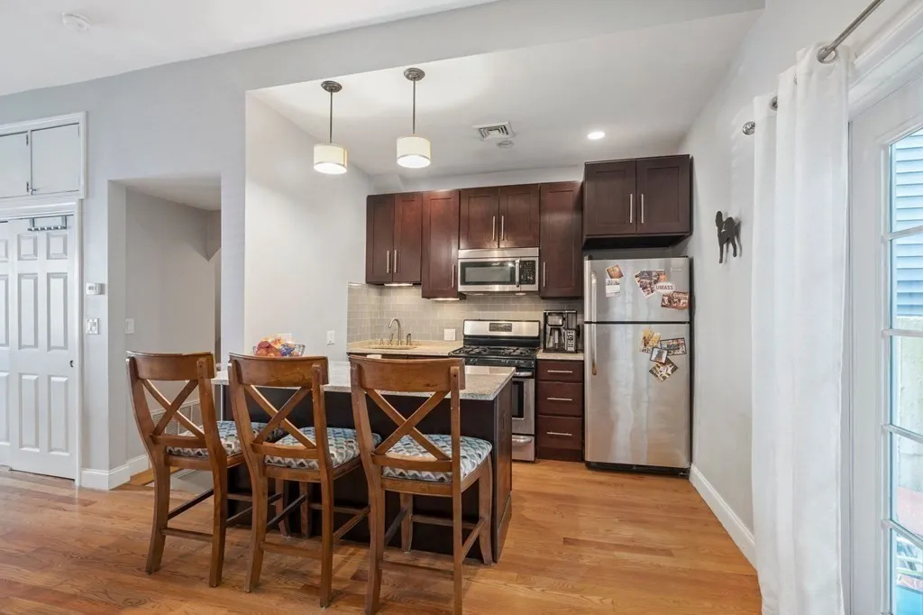 2 bed, 1.5 bath apartment for rent at 100 Old Harbor St Unit 1, South Boston — photo 4 of 12