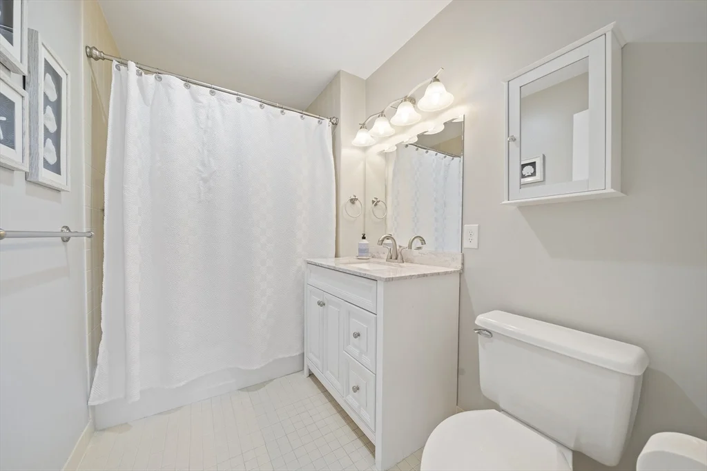 2 bed, 2 bath apartment for rent at 100 Parks St Unit 18, South Duxbury — photo 26 of 36