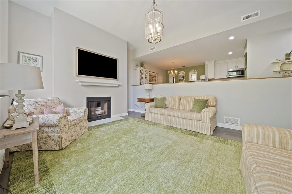 2 bed, 2 bath apartment for rent at 100 Parks St Unit 18, South Duxbury — photo 6 of 36