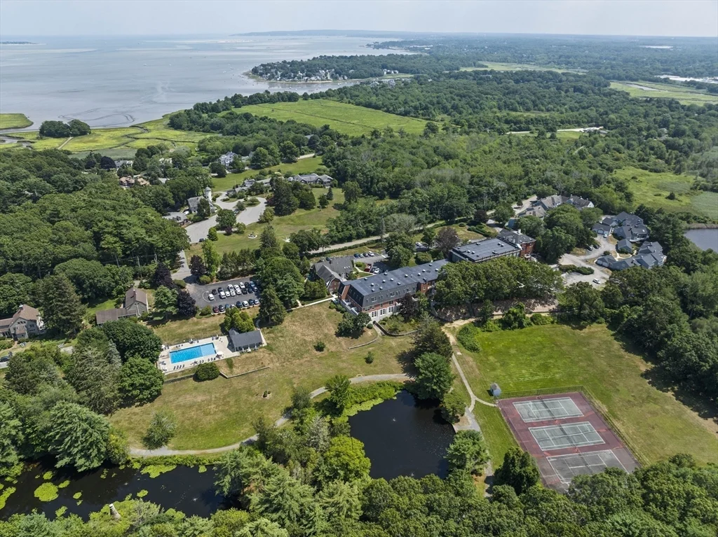 2 bed, 2 bath apartment for rent at 100 Parks St Unit 18, South Duxbury — photo 2 of 36