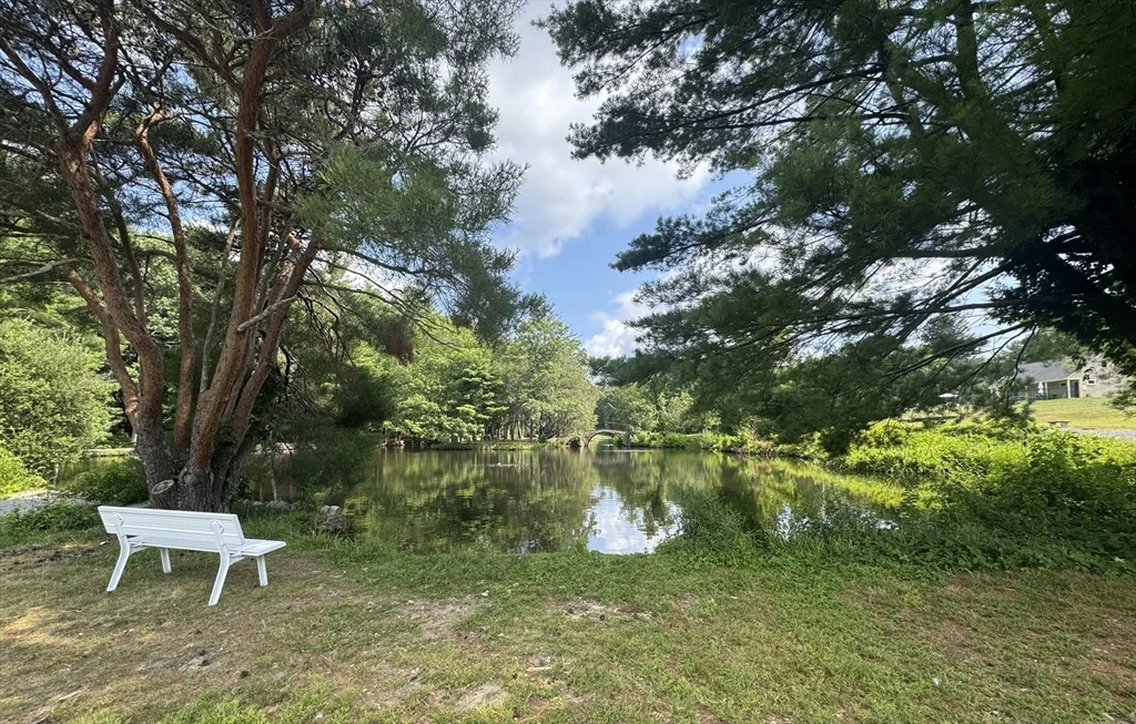 2 bed, 2 bath apartment for rent at 100 Parks St Unit 18, South Duxbury — photo 4 of 36
