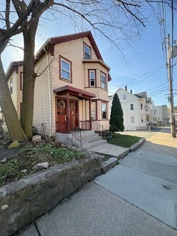 2 bed, 1 bath apartment for rent at 100 Prospect St Unit 1, Waltham — photo 12 of 12