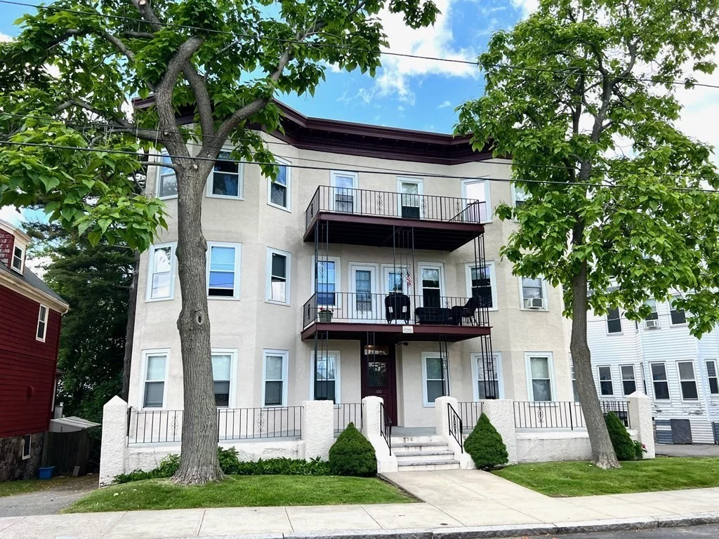 2 bed, 1 bath apartment for rent at 100 Quincy Ave Unit 3, Winthrop — photo 3 of 15