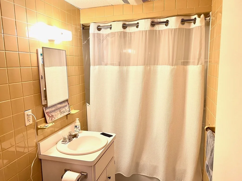 2 bed, 1 bath apartment for rent at 100 Quincy Ave Unit 3, Winthrop — photo 14 of 15