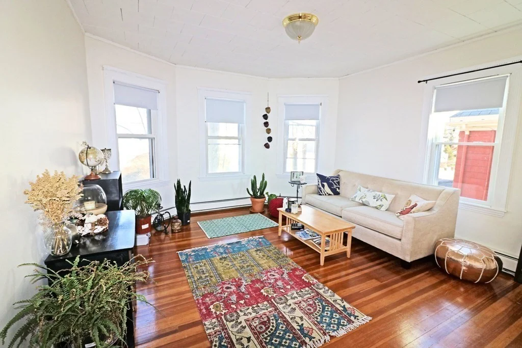 2 bed, 1 bath apartment for rent at 100 Quincy Ave Unit 4, Winthrop — photo 1 of 9