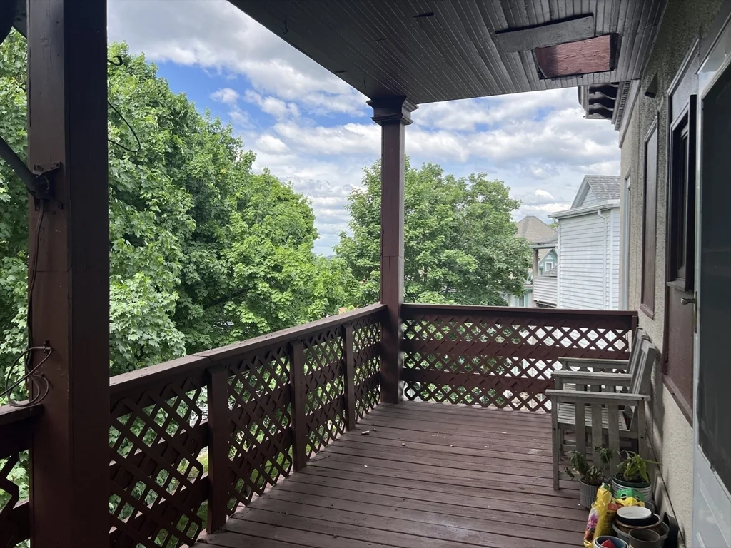 2 bed, 1 bath apartment for rent at 100 Quincy Ave Unit 5, Winthrop — photo 14 of 17