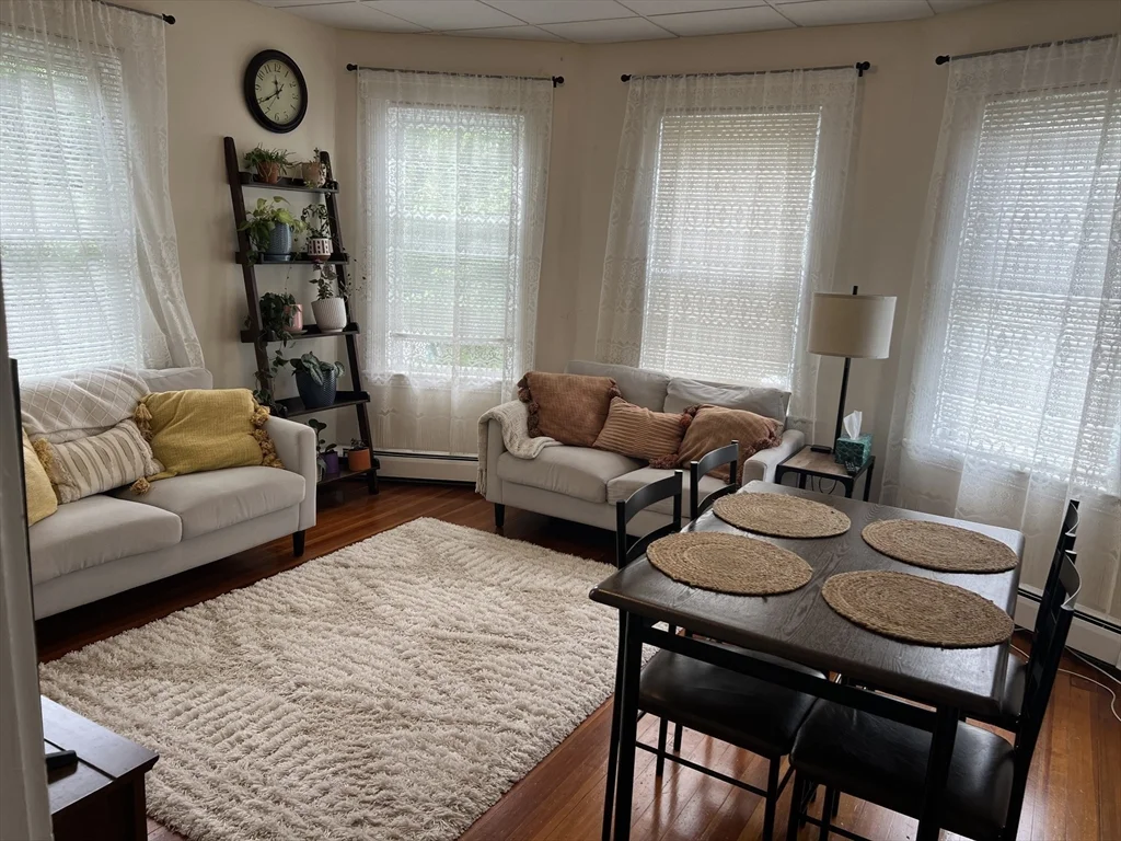 2 bed, 1 bath apartment for rent at 100 Quincy Ave Unit 5, Winthrop — photo 2 of 17