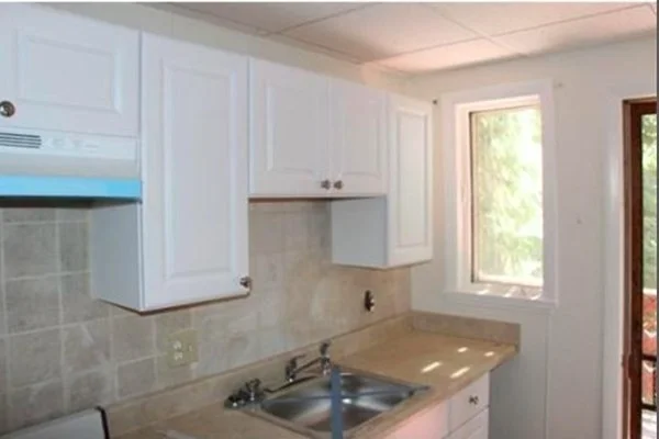 2 bed, 1 bath apartment for rent at 100 Quincy Ave Unit 6, Winthrop — photo 2 of 9