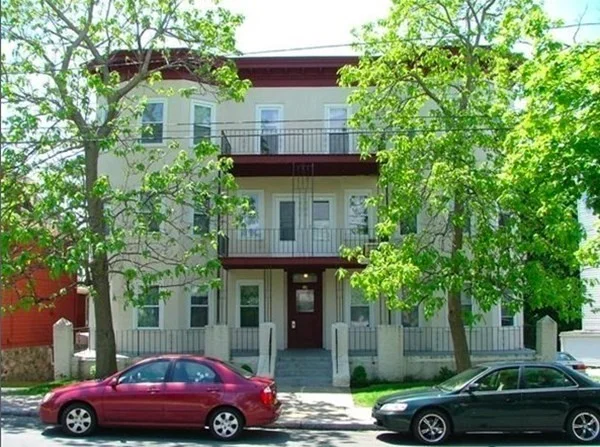 2 bed, 1 bath apartment for rent at 100 Quincy Ave Unit 6, Winthrop