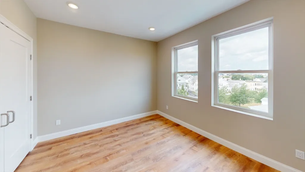 2 bed, 1 bath apartment for rent at 100 Revere Unit 501, Revere Beach — photo 5 of 11