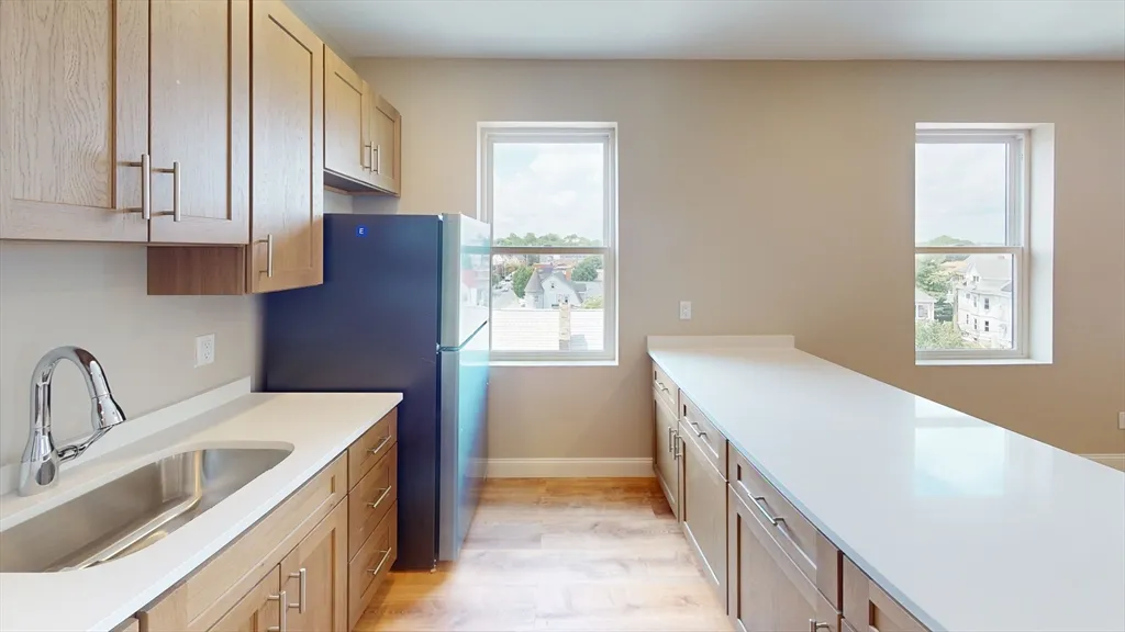 2 bed, 1 bath apartment for rent at 100 Revere Unit 501, Revere Beach — photo 2 of 11