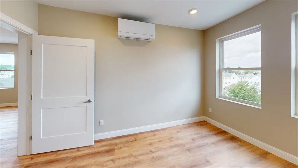 2 bed, 1 bath apartment for rent at 100 Revere Unit 501, Revere Beach — photo 6 of 11