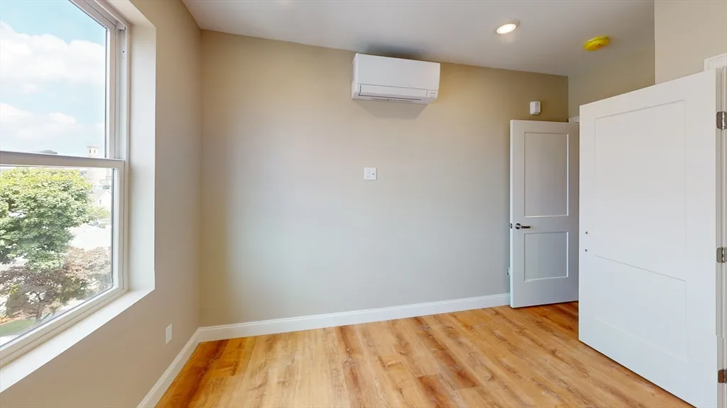 2 bed, 1 bath apartment for rent at 100 Revere Unit 503, Revere Beach — photo 4 of 8