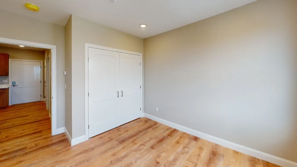 2 bed, 1 bath apartment for rent at 100 Revere Unit 503, Revere Beach — photo 3 of 8