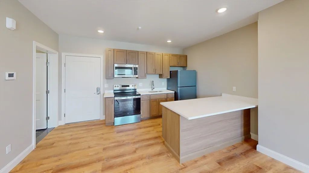 1 bed, 1 bath apartment for rent at 100 Revere Unit 504, Revere Beach