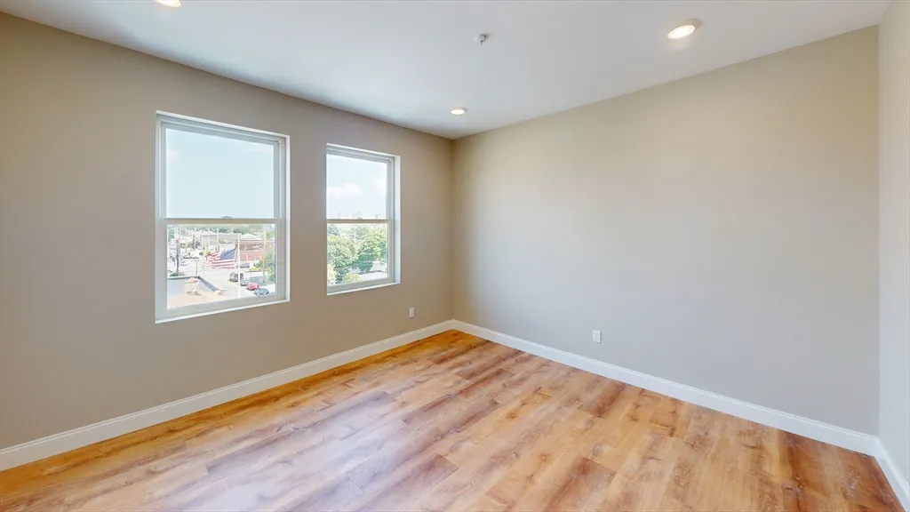 2 bed, 1 bath apartment for rent at 100 Revere Unit 505, Revere Beach — photo 6 of 11