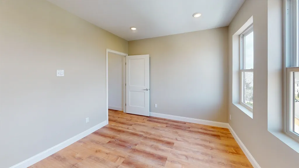 2 bed, 1 bath apartment for rent at 100 Revere Unit 505, Revere Beach — photo 8 of 11