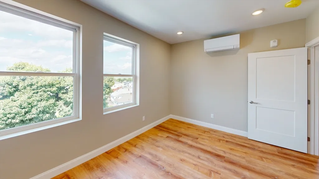 2 bed, 1 bath apartment for rent at 100 Revere Unit 505, Revere Beach — photo 9 of 11