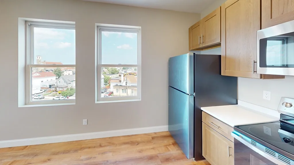 2 bed, 1 bath apartment for rent at 100 Revere Unit 505, Revere Beach — photo 2 of 11