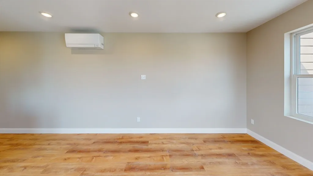 2 bed, 1 bath apartment for rent at 100 Revere Unit 506, Revere Beach — photo 4 of 11