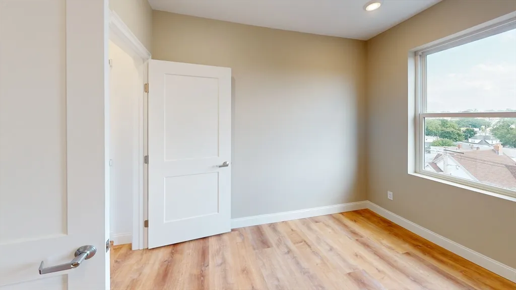 2 bed, 1 bath apartment for rent at 100 Revere Unit 506, Revere Beach — photo 6 of 11