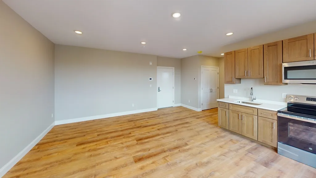 1 bed, 1 bath apartment for rent at 100 Revere Unit 507, Revere Beach — photo 2 of 7