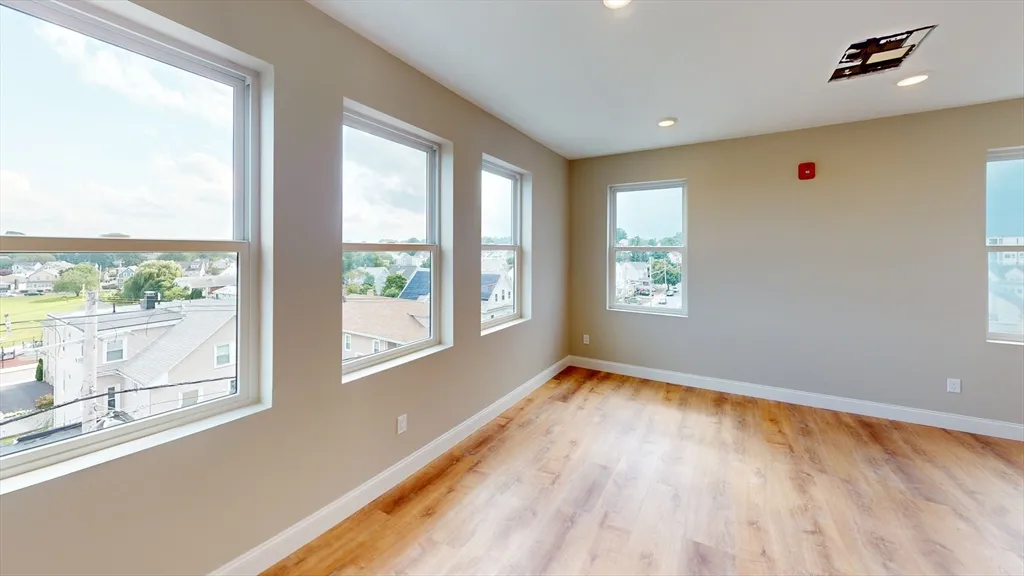 2 bed, 1 bath apartment for rent at 100 Revere Unit 508, Revere Beach — photo 5 of 11