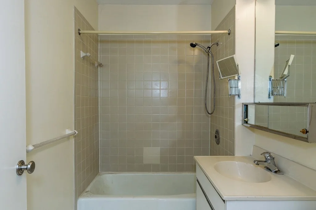 2 bed, 1 bath apartment for rent at 100 Riverway Unit 7, Fenway — photo 15 of 19