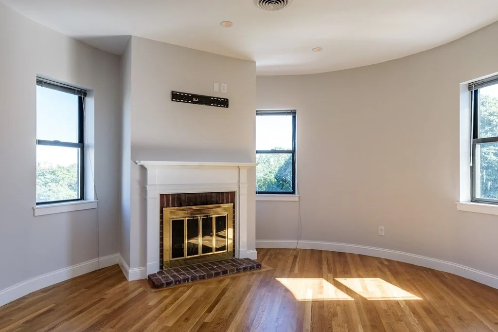 2 bed, 1 bath apartment for rent at 100 Riverway Unit 7, Fenway — photo 5 of 19