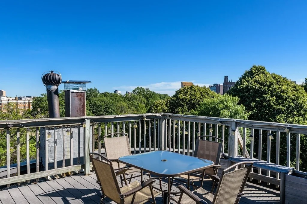 2 bed, 1 bath apartment for rent at 100 Riverway Unit 7, Fenway — photo 16 of 19
